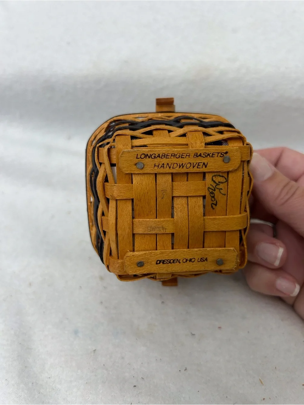 Longaberger J.W. Collection Miniature Berry Basket 2001-2002